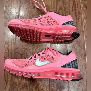 Women’s Nike Air Max 2012. Size 10